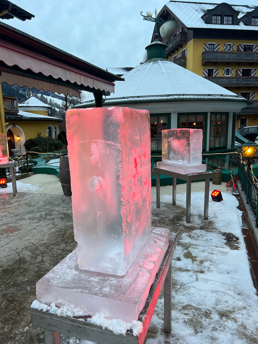 Eissinitzen das Team Event in München